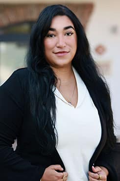 Vanesa Vazquez, Senior Paralegal